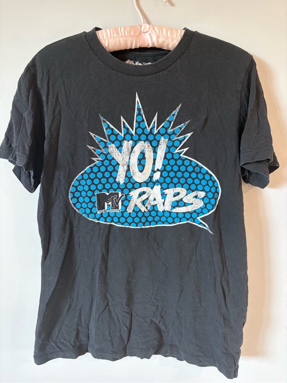 Retro 90s MTV Yo! Raps Graphic Tee - Black & Blue